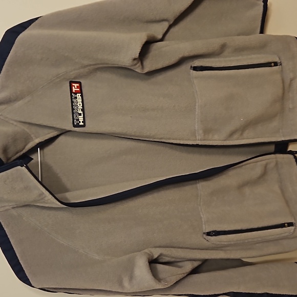 Tommy Hilfiger zip-up sweater - Picture 9 of 9